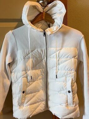 Bernardo White Quilted Hooded Puffer Jacket